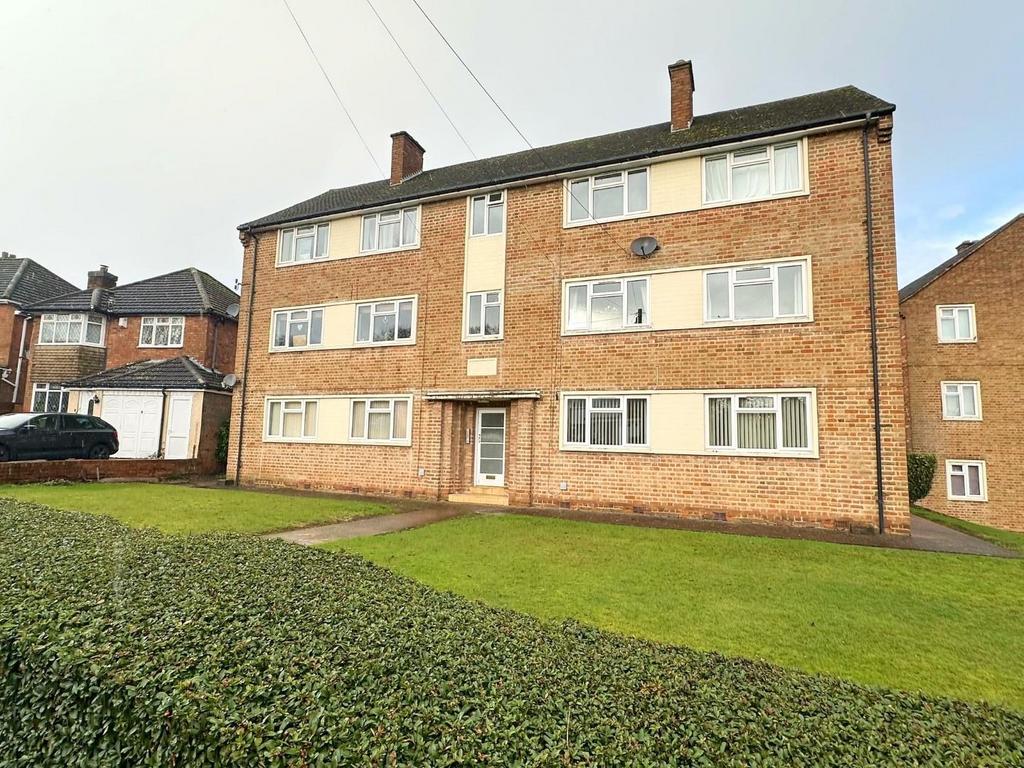 Bickley Avenue, Four Oaks, Sutton... 1 bed property for sale £135,000