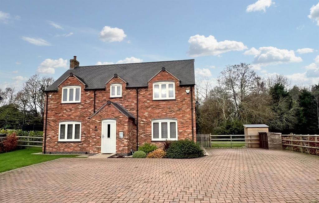 Chestnut House, Morton Drive, Drayton Bassett 4 bed detached house for