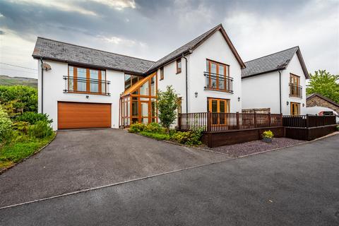 4 bedroom detached house for sale, Riverside Court, Penycae, Ynyswen, Swansea, Powys