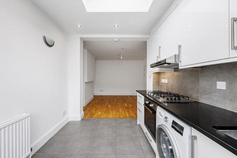 4 bedroom terraced house for sale, Park Drive, London