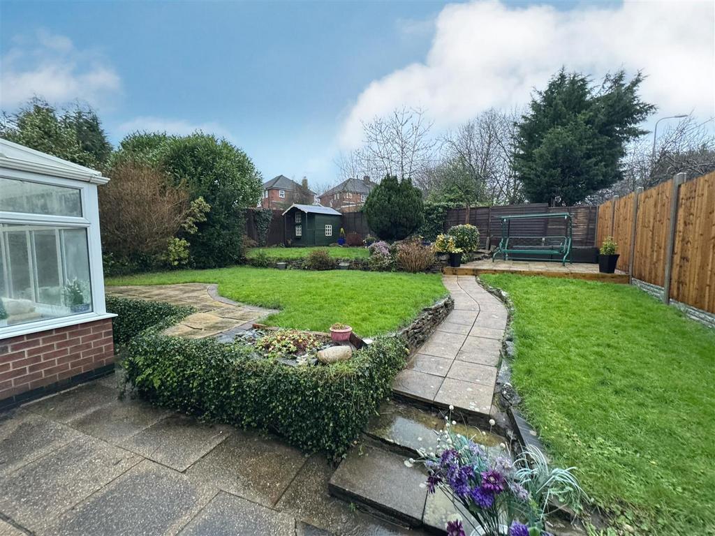 Kedleston Old Road, Derby DE22 4 bed detached house for sale £449,950