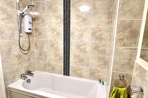 45 Bowring Close, Exeter, EX1 3TU