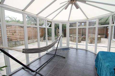 14 Collinge Road, Cowling, Keighley, BD22 0AG