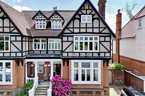 2 Forest Avenue, London, E4 6AR