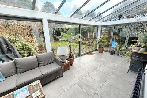 233 Brooklands Road, Manchester, M23 9HF