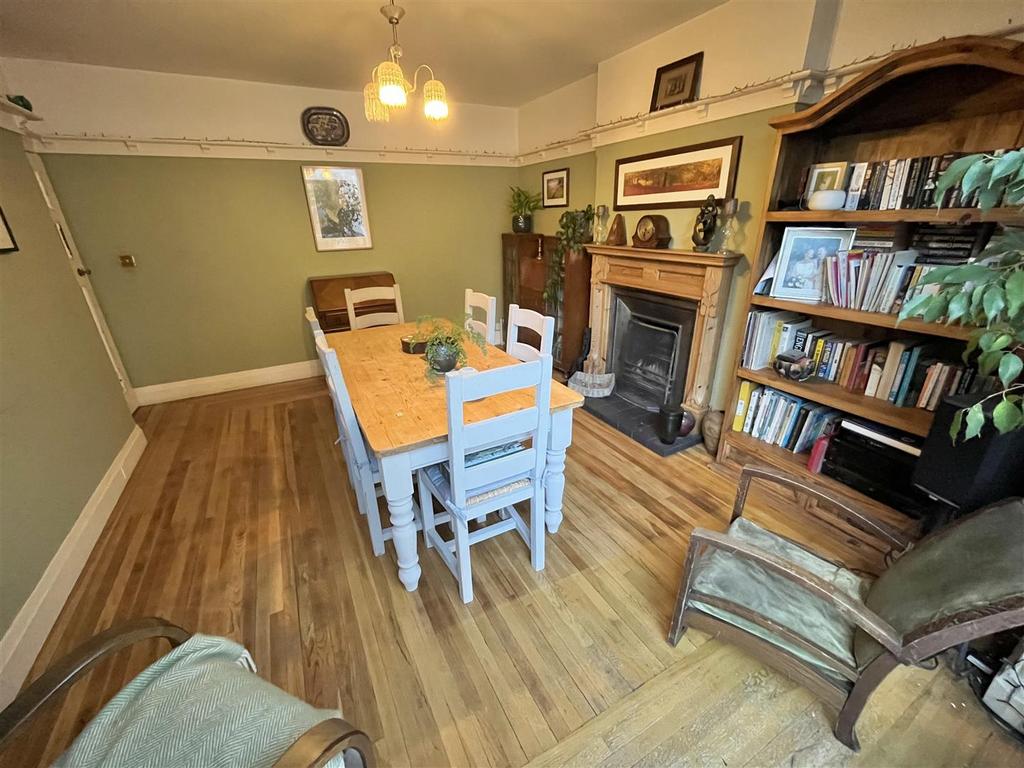 Dining Room Aspect 3