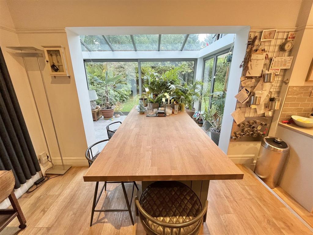 Breakfast Kitchen