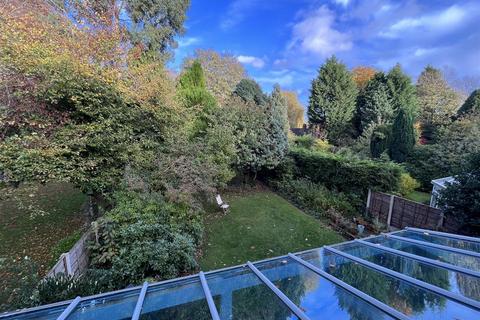 233 Brooklands Road, Manchester, M23 9HF