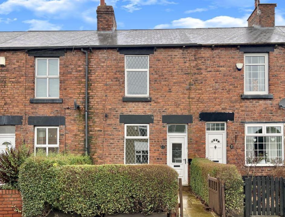 Summer Lane, Royston, Barnsley 2 bed house for sale £110,000