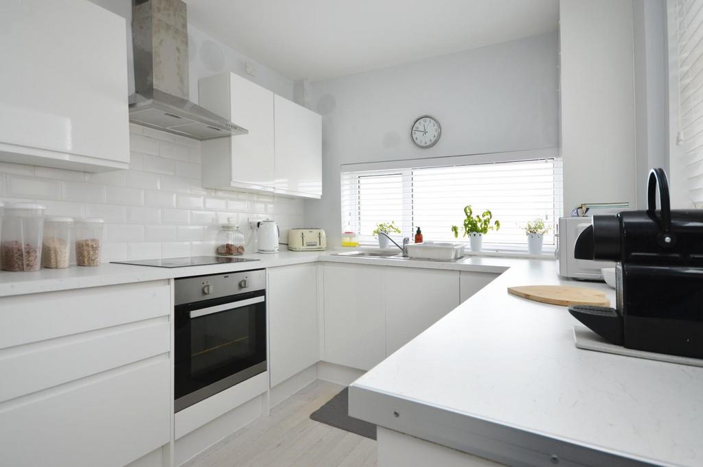 Hengrove Lane, Hengrove, Bristol 3 bed end of terrace house for sale