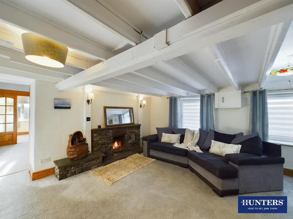 CAM01910 G0-PR0213-STILL024.jpg