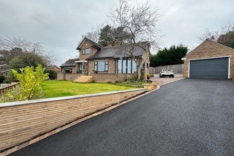 3 bedroom detached bungalow to rent, School Hill, Heswall, CH60