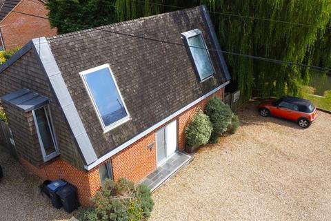 3 bedroom detached house for sale, Willow Tree Barn On Semington brook, Worton