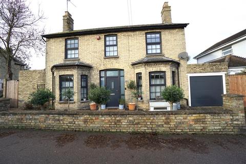 3 bedroom detached house for sale, Melbourn Road, Royston