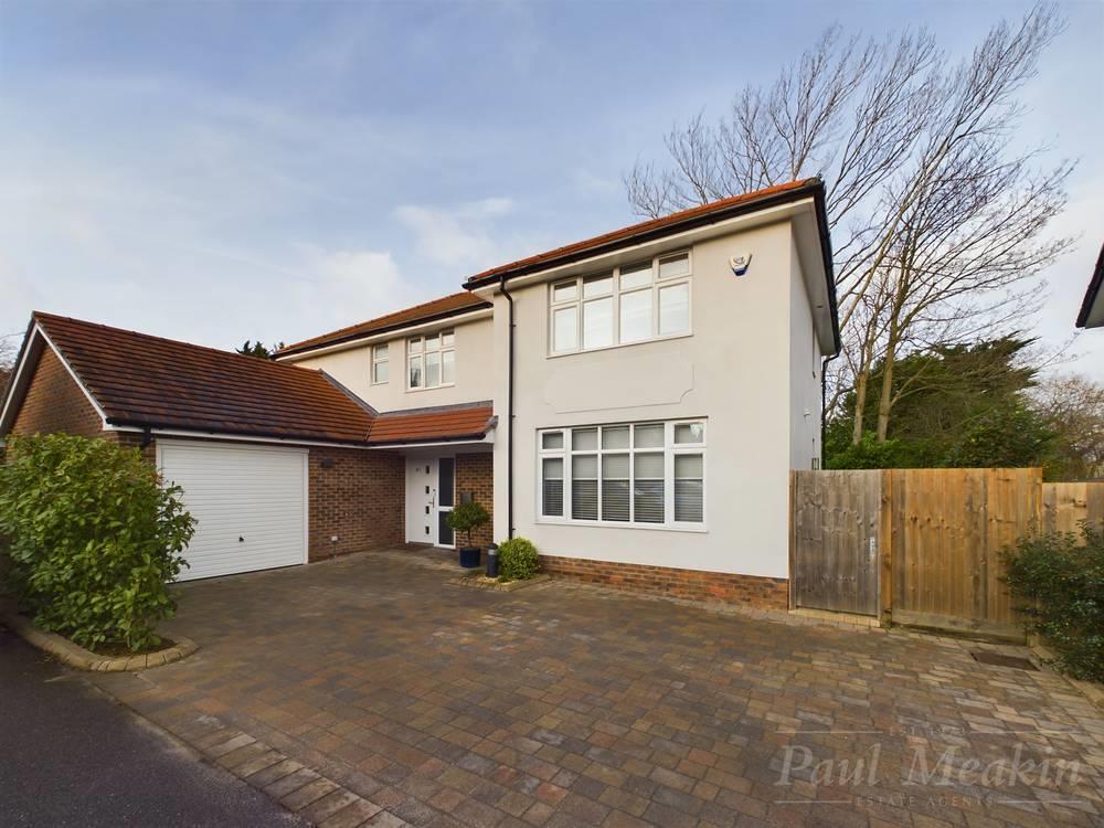 Church Way, South Croydon 4 bed detached house for sale £975,000