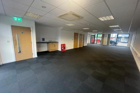 Property to rent, Summit Business Park