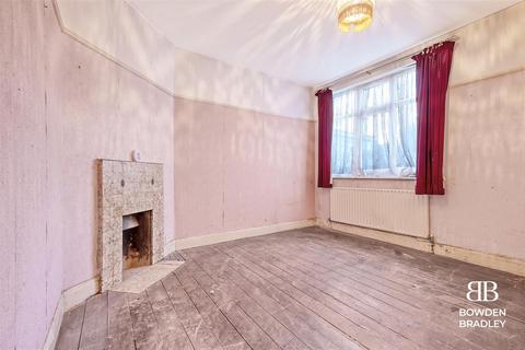 2 Lime Grove, Ilford, IG6 3DR