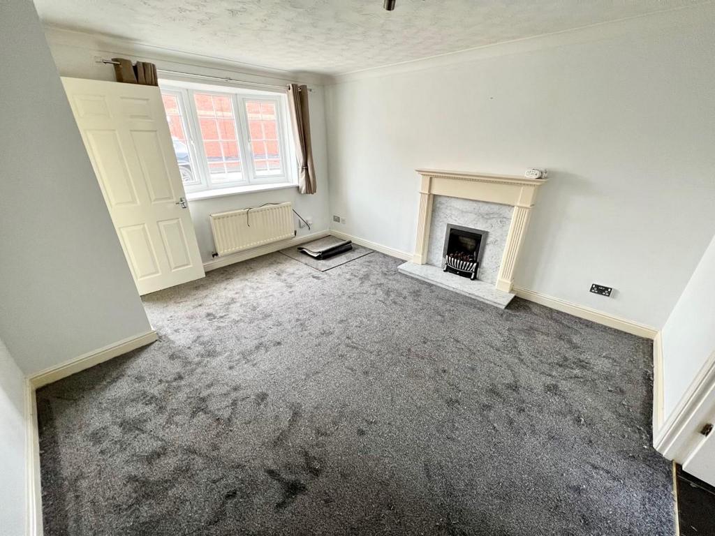 Florence Court, Ingleby Barwick... 3 bed semidetached house £775 pcm (£179 pw)