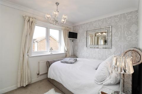 5 Burns Close, Pocklington, York, YO42 2XX