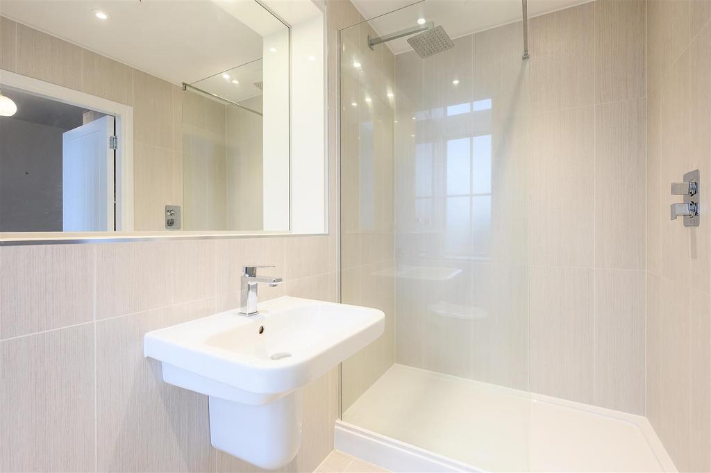 En suite shower room