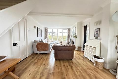 3 bedroom cottage for sale - Risborough Road, Stoke Mandeville HP22