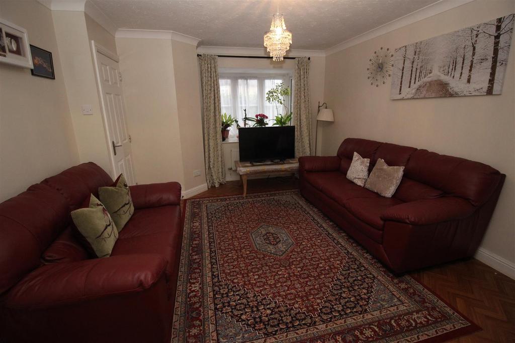 Audley Road, Chippenham SN14 3 bed semidetached house for sale £325,000