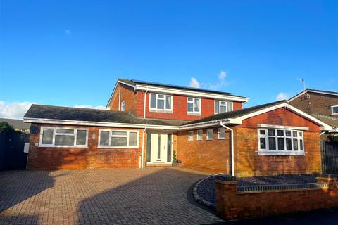 5 bedroom detached house for sale, Mount Caburn Crescent, PEACEHAVEN