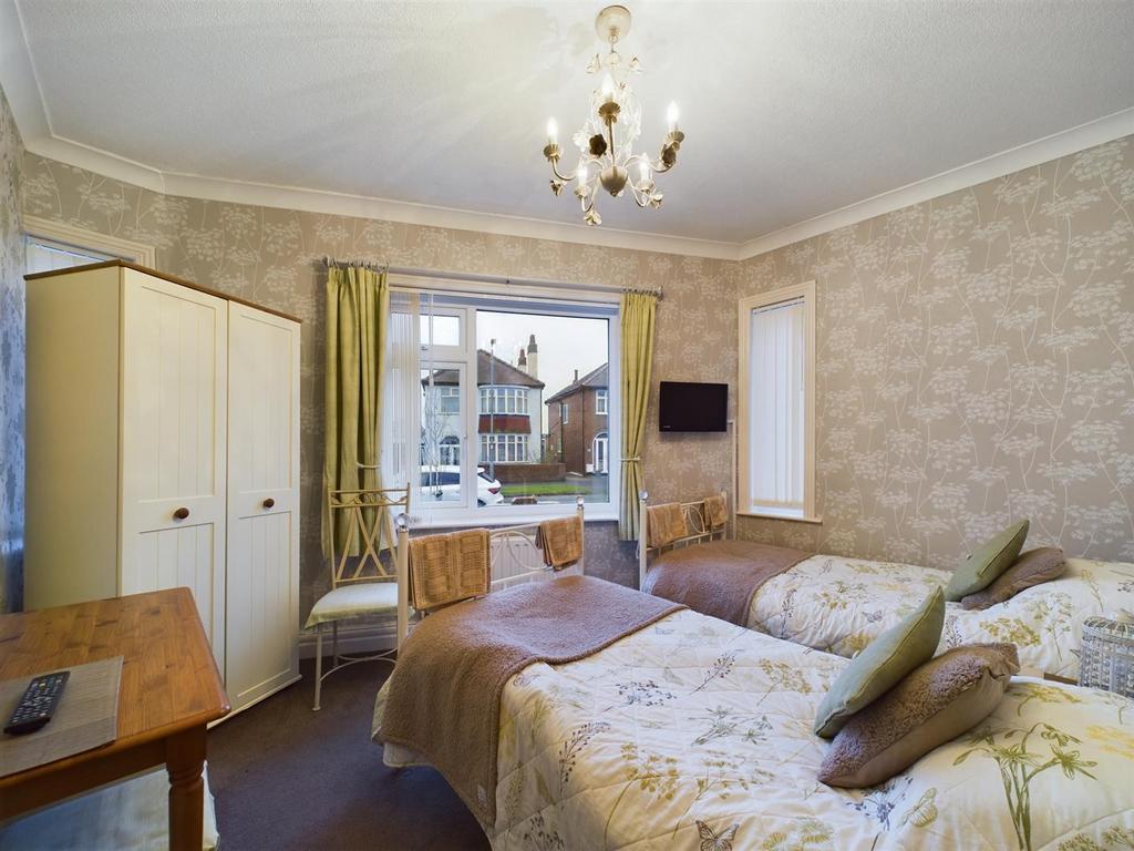 Bedroom: