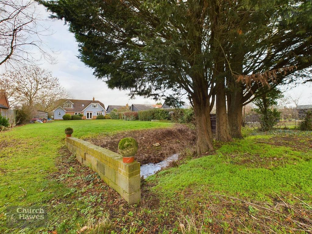 Mayland Close, Mayland, Near Maldon. 5 bed house for sale £800,000