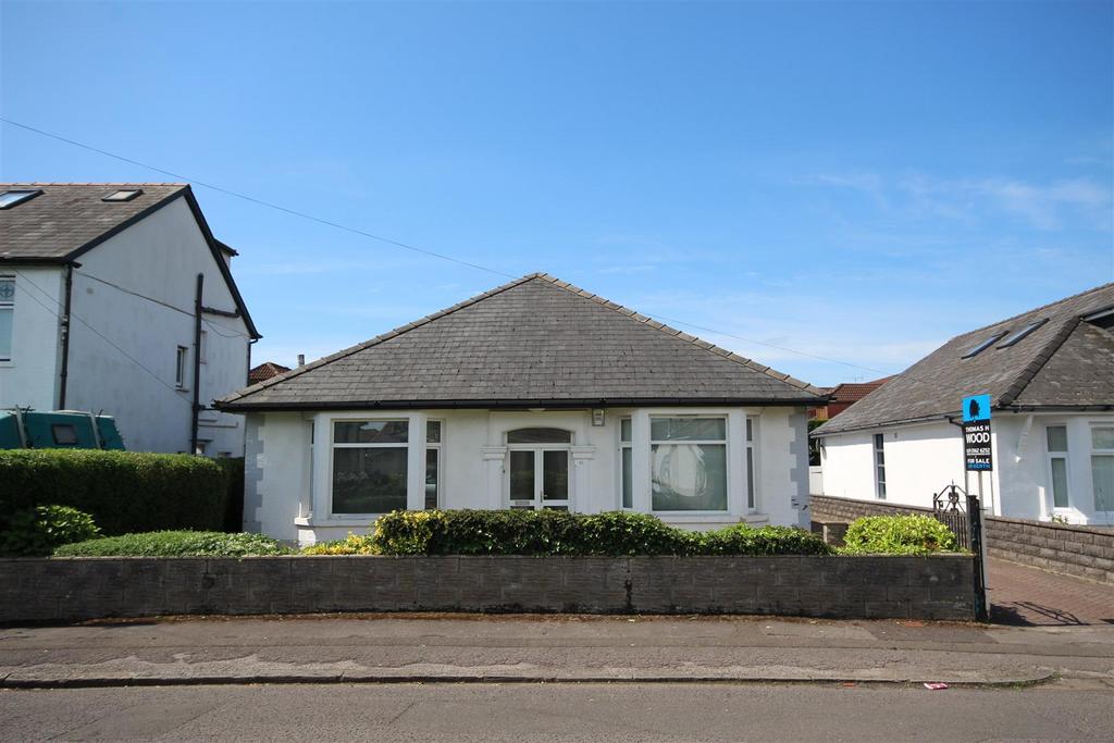 Greenfield Road, Whitchurch, Cardiff 3 bed detached bungalow for sale