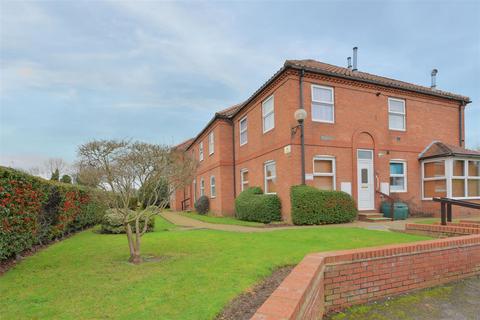 2 bedroom apartment for sale - St Maurices House, Heworth Green, York