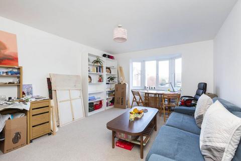 2 bedroom flat to rent, N7