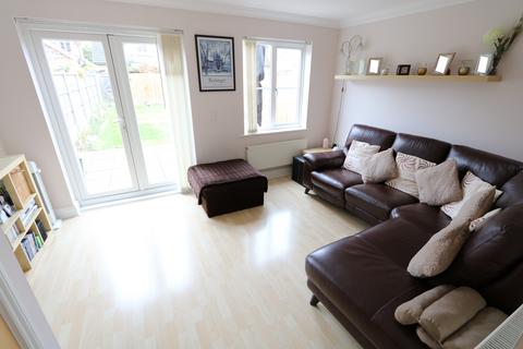 8 Chester Close, Chafford Hundred, Grays, RM16 6ET