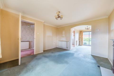 8 Cassocks Square, Shepperton, TW17 8JH