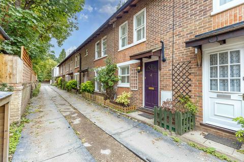 1 bedroom terraced house for sale, Abbots Terrace, Crouch End, N8
