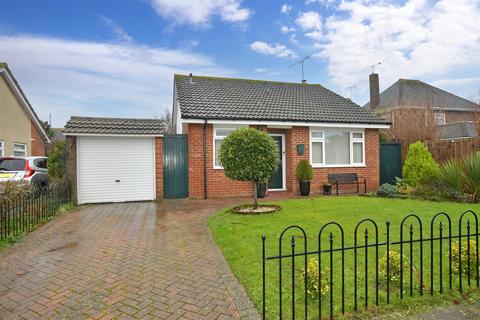 2 bedroom detached bungalow for sale, Heathfield Avenue, East Preston, West Sussex