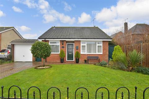 2 bedroom detached bungalow for sale, Heathfield Avenue, East Preston, West Sussex