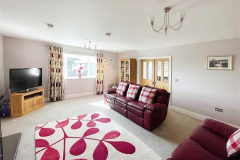 6 bedroom detached house for sale, Off Holyhead Road, Pentre-Berw LL60