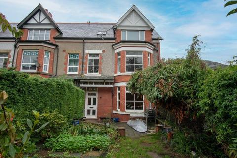 5 bedroom townhouse for sale, Park Crescent, Llanfairfechan LL33