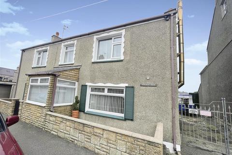 4 bedroom detached house for sale - Maeshyfryd Road, Holyhead LL65