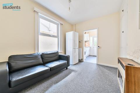5 bedroom terraced house to rent, Whippingham Road, Brighton BN2