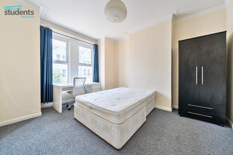 5 bedroom terraced house to rent, Whippingham Road, Brighton BN2