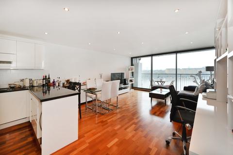 2 bedroom flat for sale, 8 Selsdon Way, London E14