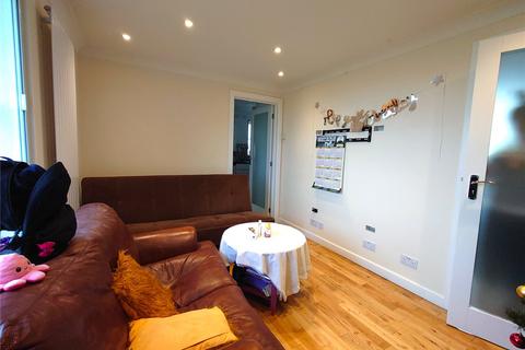 1 bedroom apartment for sale, David Close, Harlington, Greater London, UB3