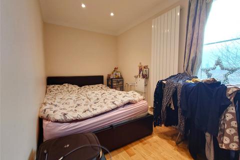 1 bedroom apartment for sale, David Close, Harlington, Greater London, UB3