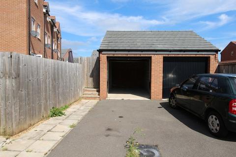 Storage to rent, 24 Garage Sorrel Drive, Lincoln, Lincolnsire, NG17 8RW