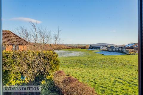 65 Simkin Way, Oldham, OL8 2TH
