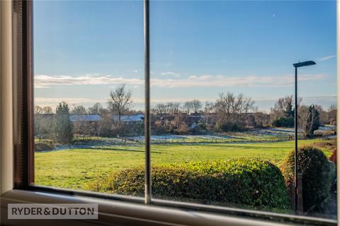 65 Simkin Way, Oldham, OL8 2TH