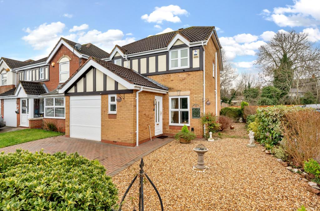 Nightingale Crescent, Bradville... 3 bed detached house for sale £415,000
