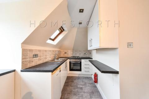 2 bedroom flat to rent, Chevening Road, Kensal Rise, NW6